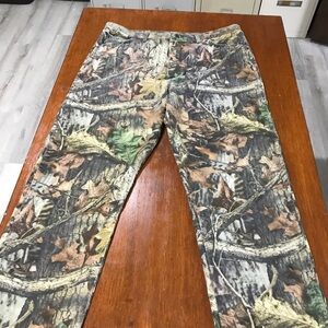 Men’s camo denim jeans pants 42x38 Advantage Timber,Great pre-owned condition.